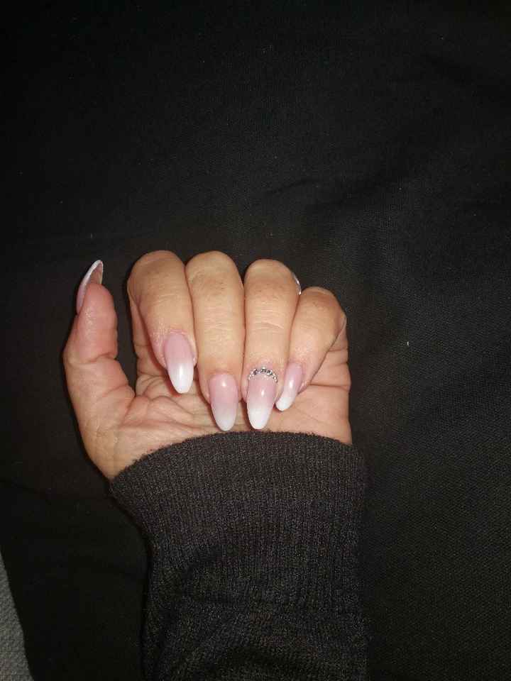  Nouvelle manicure..... Tome 4 - 2