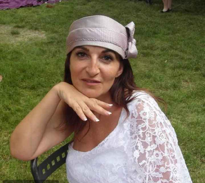  Petit chapeau de cravates - 1