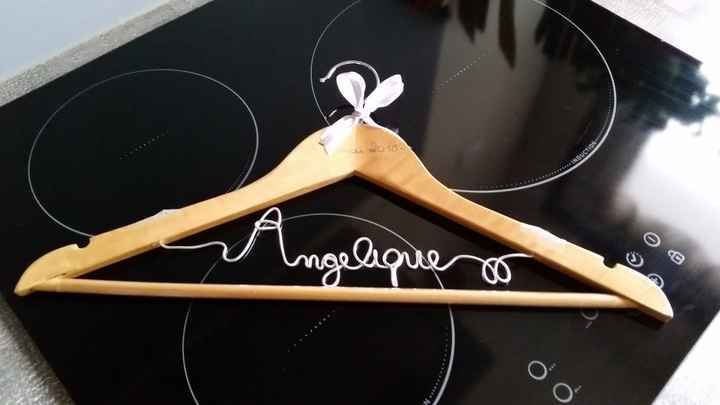 Tutoriel cintres personnalisés pour cadeau témoins - 2