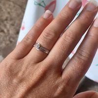 Ta bague de fiançailles sur le Pinterest de Mariages.net ça t'intéresse ? ❤️ - 1
