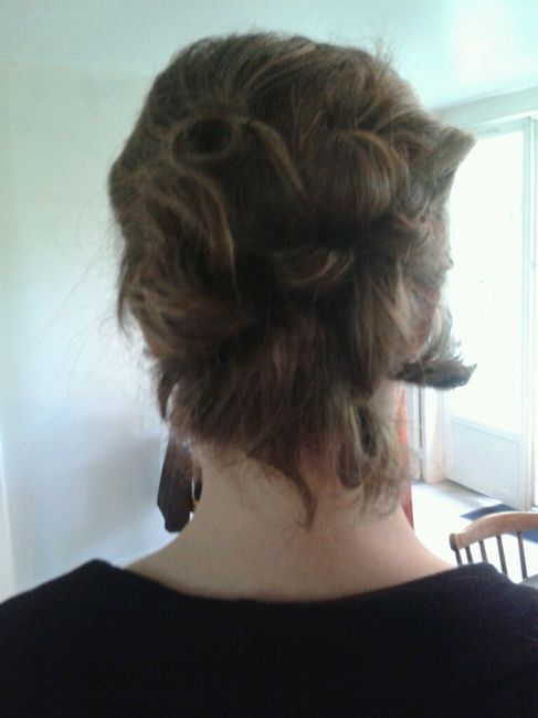 Essai coiffure....  validé - 4