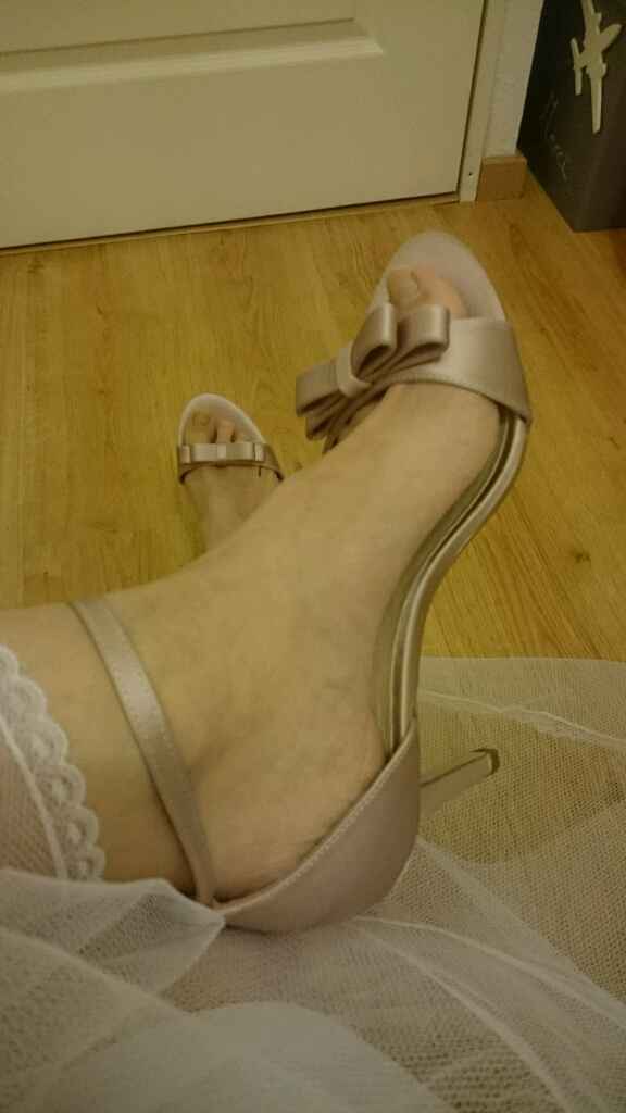 Chaussures roses - 1