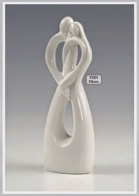 Figurine pièce montée porcelaine blanche
