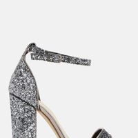 Vos chaussures ! - 1