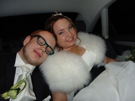 Photo de couple dans les bras