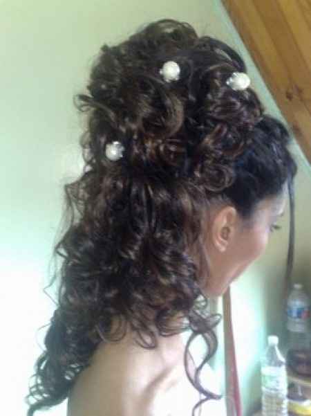 coiffure de Belle!