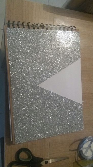 Livre dor en cours de customisation 2 - 3