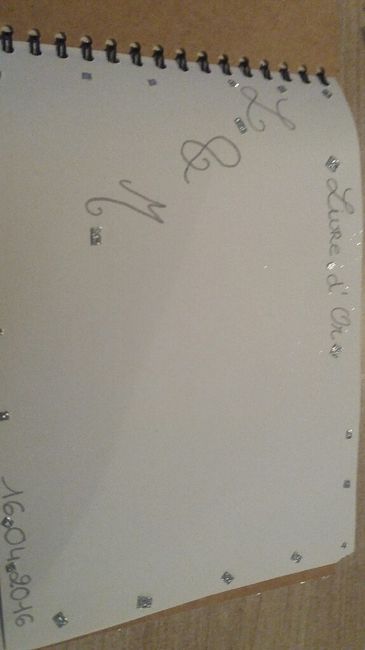 Livre d' or en cours de customisation - 1