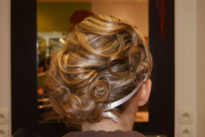 Chignon flou de derrière