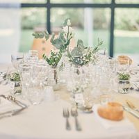 DECORATION TABLE