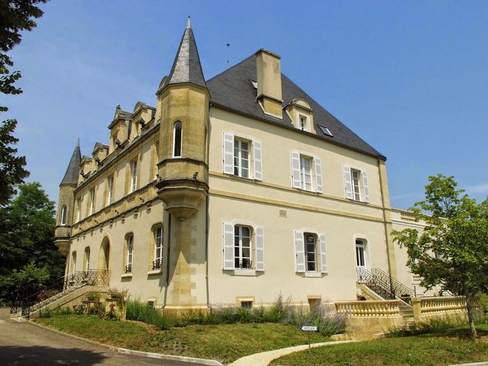 Château de Puy Robert Montignac Lascaux 