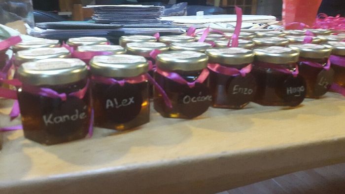 Les pots de miel pour les invités! - 2