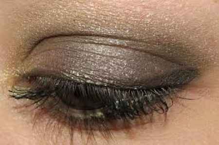 maquillage yeux marrons