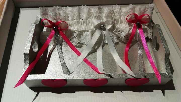 Jeu à gratter : Jarretière customisée - 2