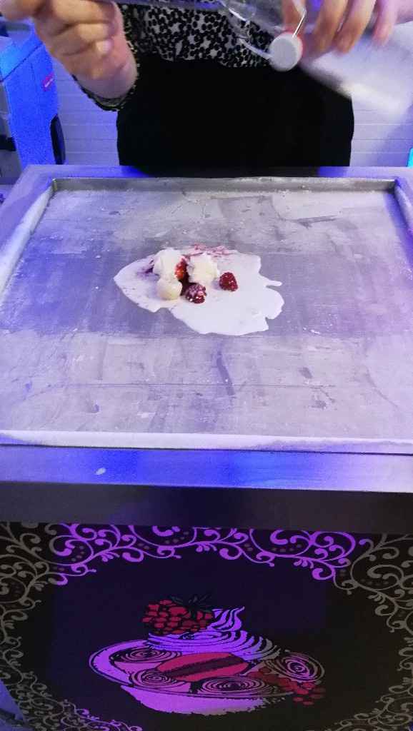 Qui a choisi de faire un vin d'honneur sucré ? - 1