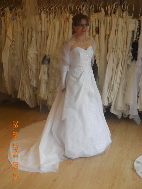 voila ma robe avec mes bijoux