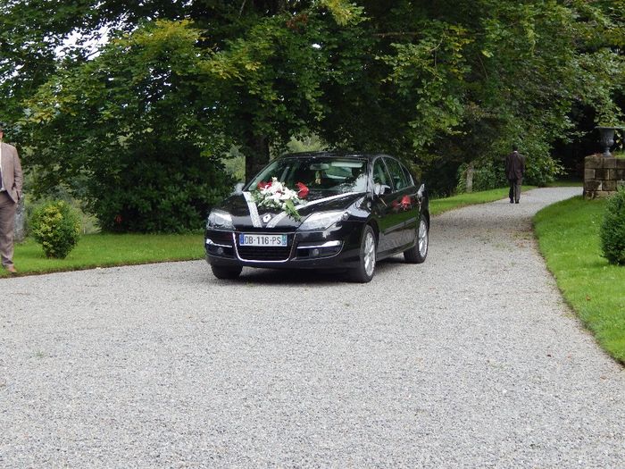 la voiture des mariés 