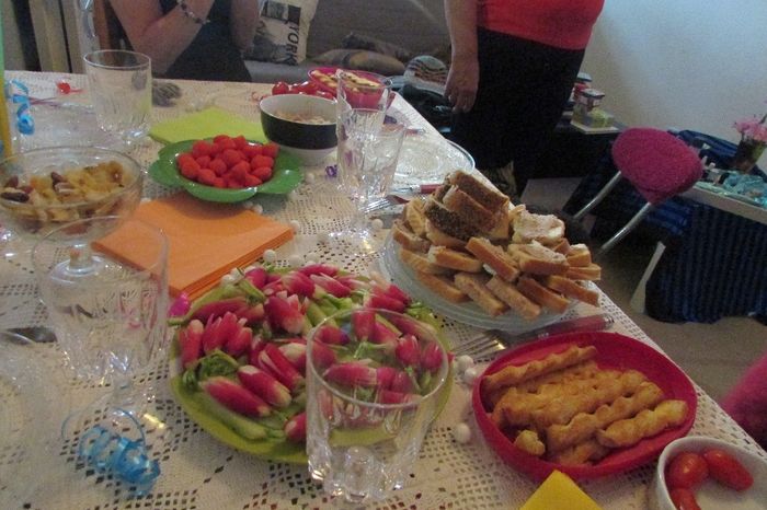 a table le buffet