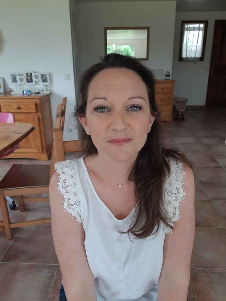 J- 34!!! Essai maquillage et Coiffure !! - 1