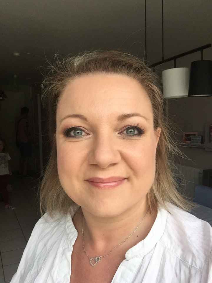 Manucure et maquillage jour j - 3