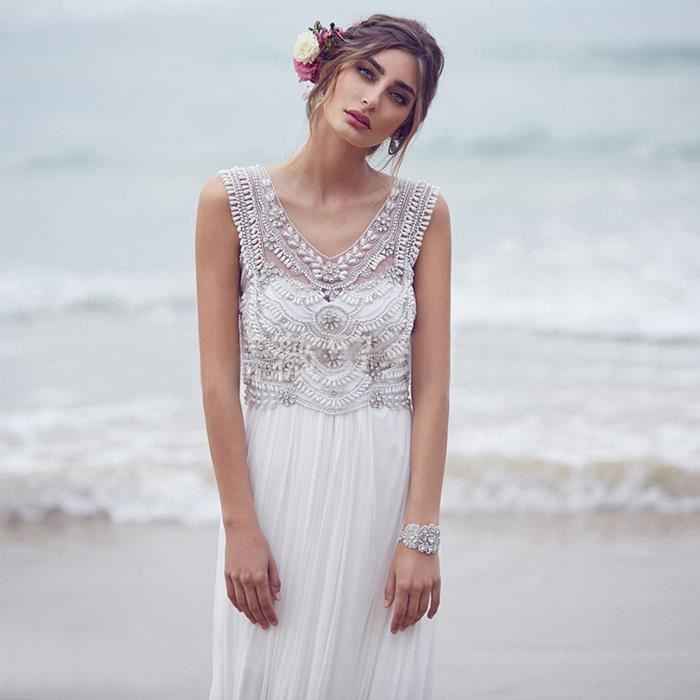Une robe avec des perles. - 2