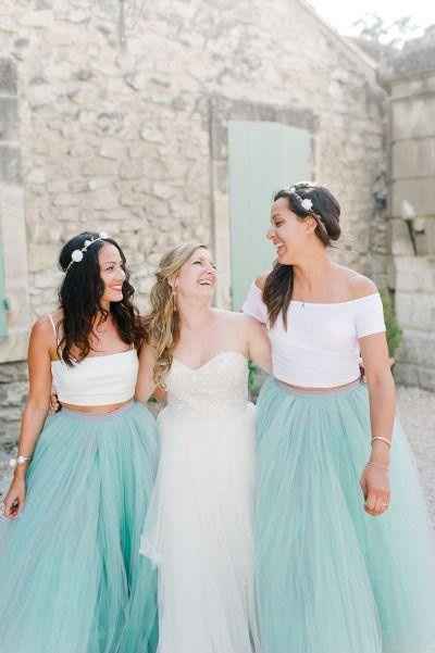 Les Dh: jupe de couleur et haut blanc - 1