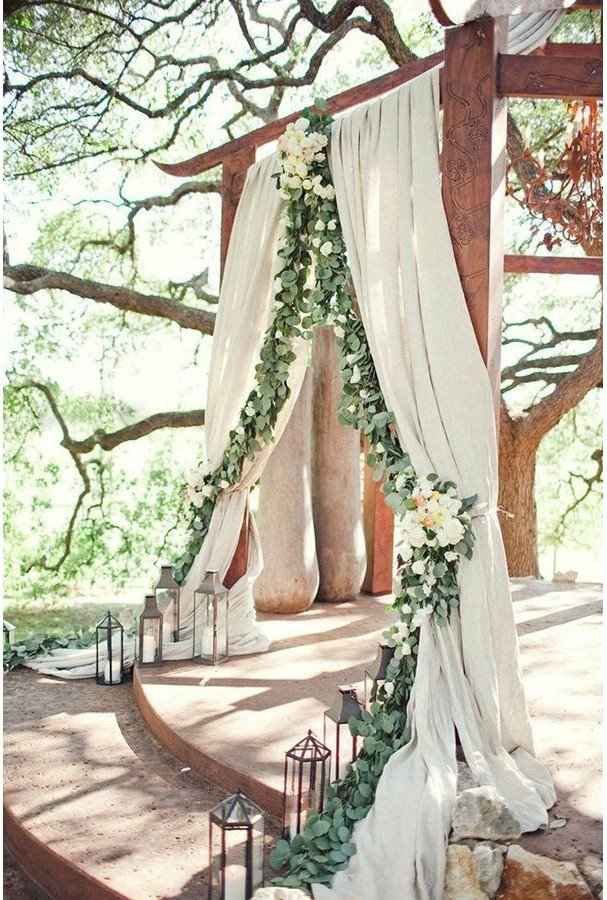 Cérémonie laïque: des arches originales - 1