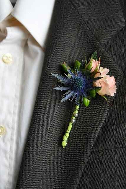 Une boutonnière en fleures fraiches pour monsieur! - 4