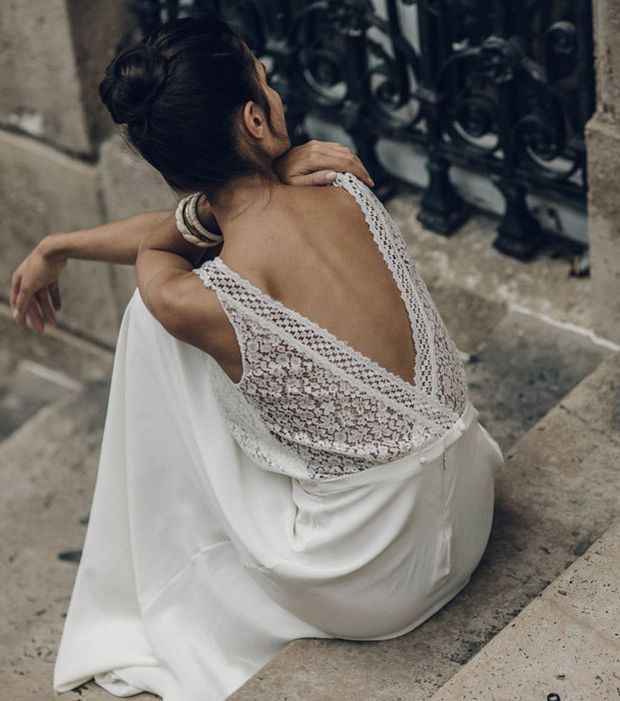 Robe de mariée avec un dos original - 2