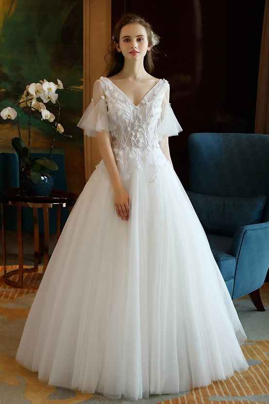 Séléction robe de mariée avec des broderies - 5