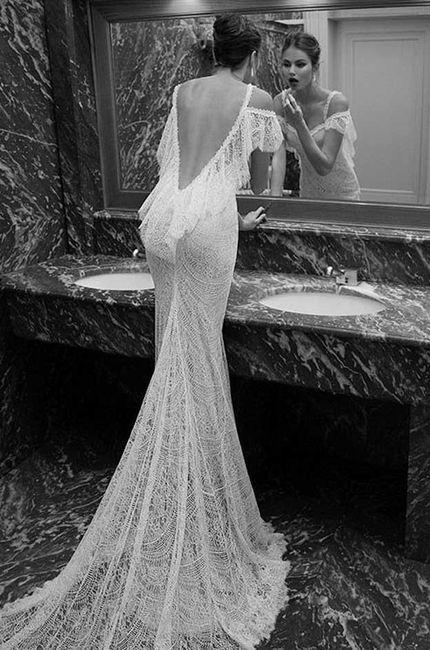 Robe de mariée traine..photo en noir en blanc 4