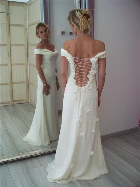 Robe de mariée avec un dos original - 5