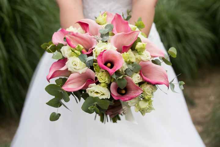 Bouquet de mariée avec des callas - 1