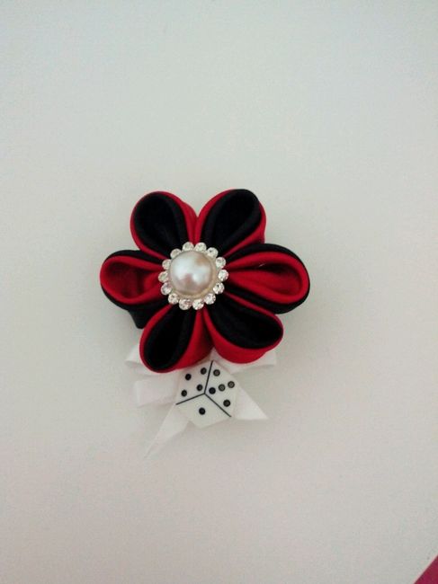 Mon bouquet de mariée et la boutonnière de mon homme thème las vegas casino! - 3