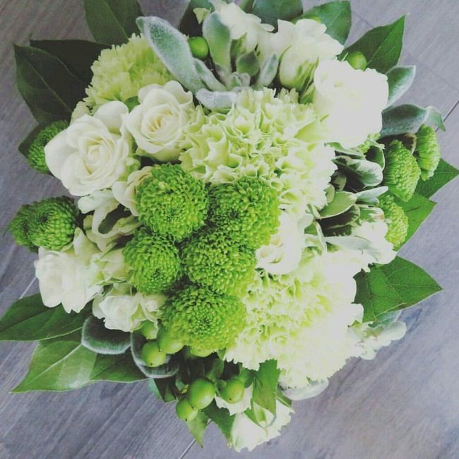 Fleurs naturelles ou artificielles pour le bouquet? - 1