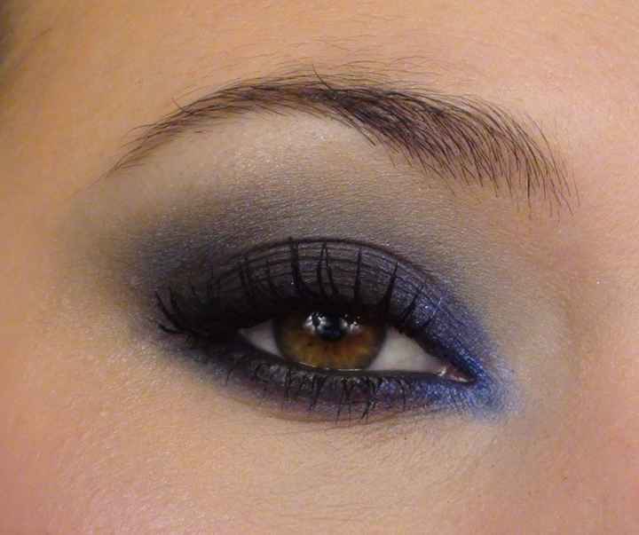 maquillage charbonneux