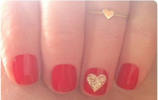nailart saint valentin