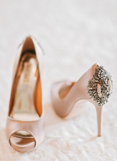 chaussures roses mariage
