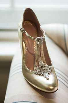 chaussures dorées