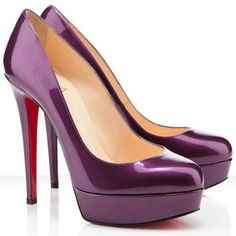 chaussures violettes