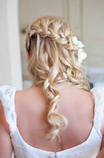 coiffure selon robe