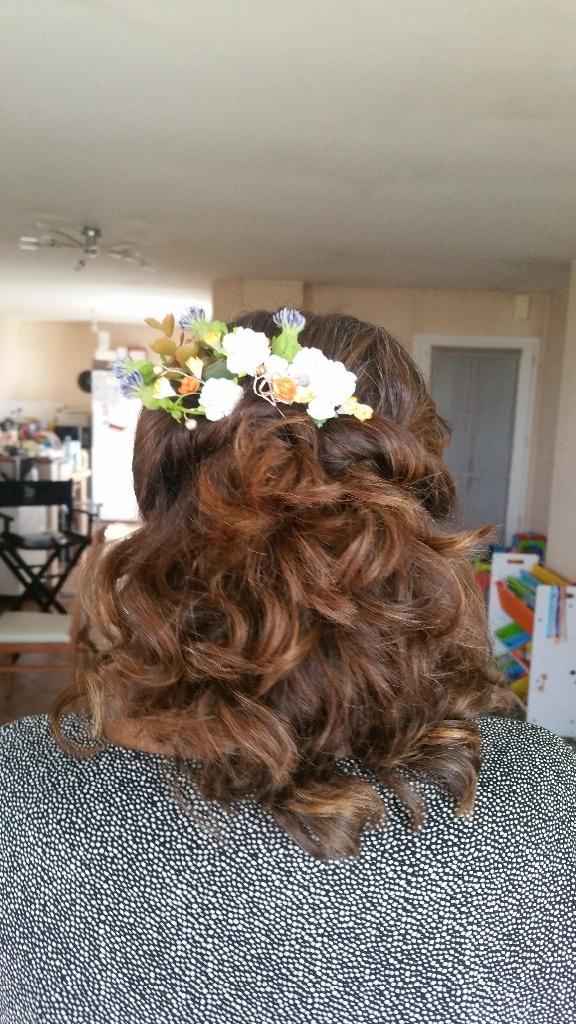 Coiffure dos + bijou (rappel bouquet)