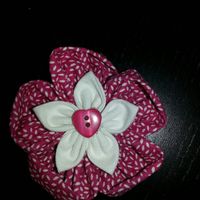 Tout pour les invités boutonnières et bracelets fleurs en tissus fleurs en - 4