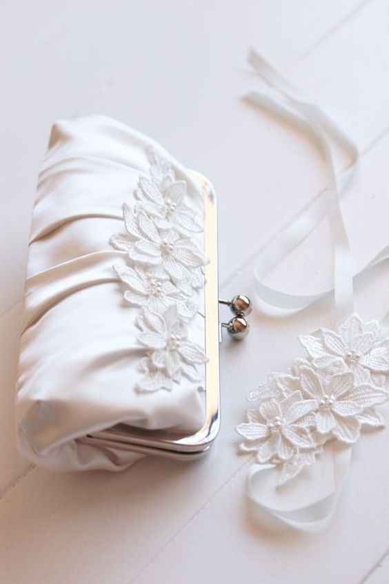 3. Pochette 