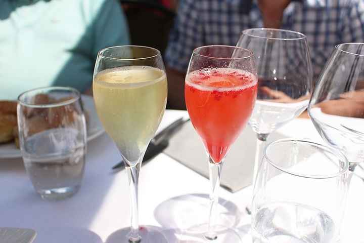Soupe de champagne citron VS fruits rouges