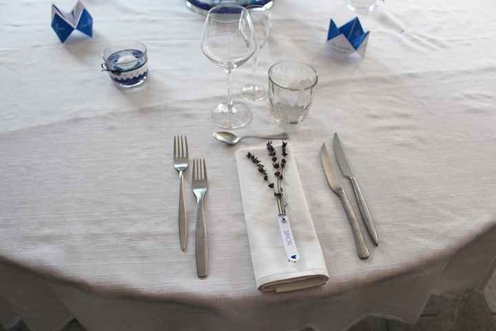 Essai table - marque place