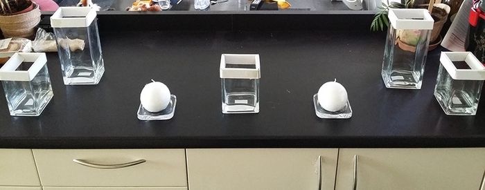 Vases et bougies table d'honneur à 2