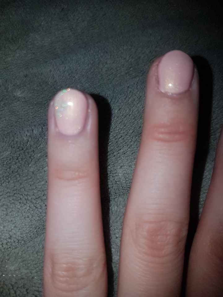 Ma manucure ! Enfin ! - 1