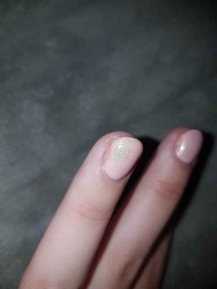 Ma manucure ! Enfin ! - 3