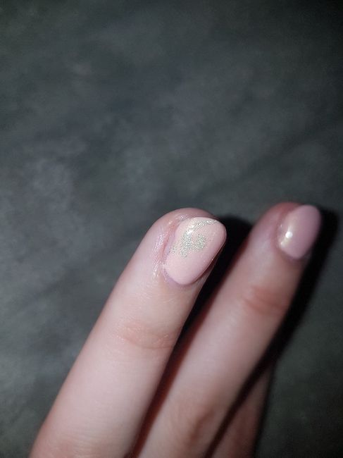 Ma manucure ! Enfin ! - 3